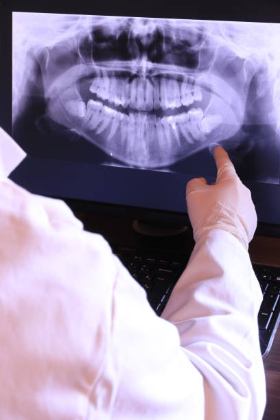 Best Weekend Emergency Dentist in Country Clu, FL