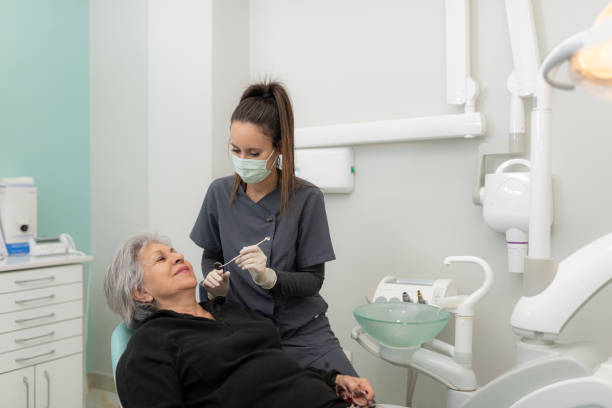 Best Urgent Dental Care in Country Clu, FL